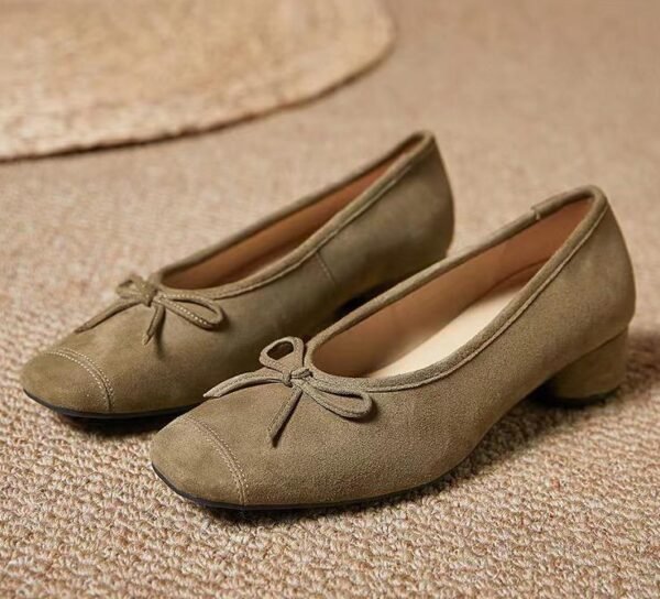Versailles khaki
