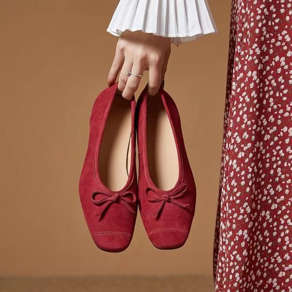 Versailles red