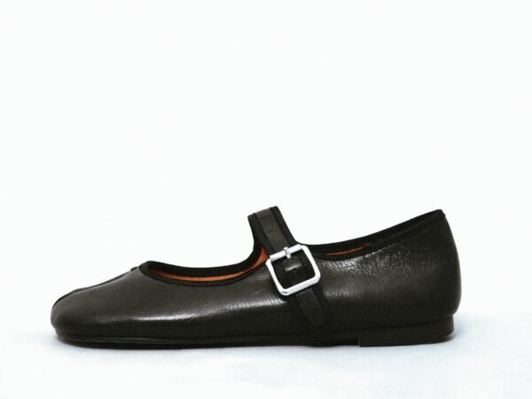 Bratislava Tabi Shoes - Image 2