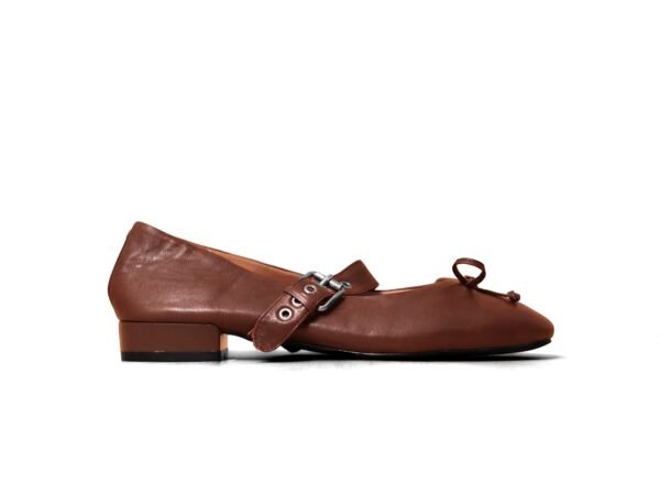Nitra Flat Sandals - Image 4