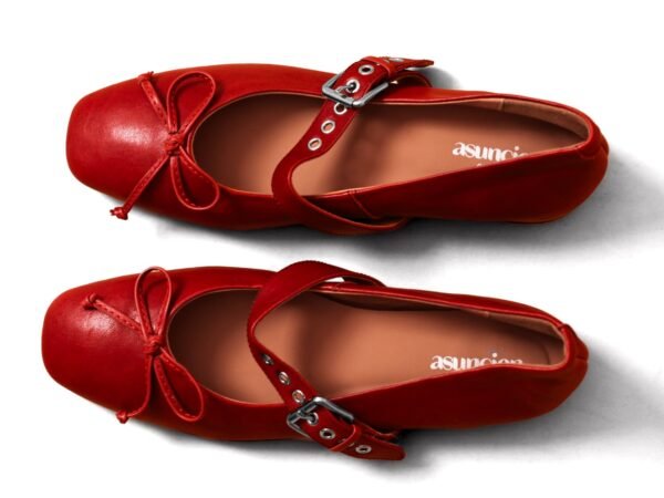 Nitra Flat Sandals - Image 6