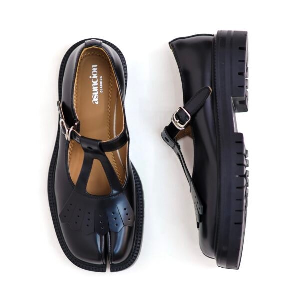 Nisporeni Tabi Shoes